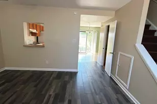 208 SE Oak St, Fort Walton Beach, FL 32548 - Photo 2