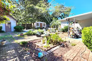 212 NW Baker Ave, Fort Walton Beach, FL 32548 - Photo 6