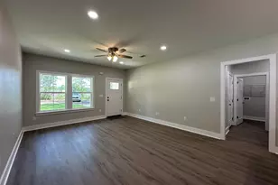 1332 Jackson St, Baker, FL 32531 - Photo 6