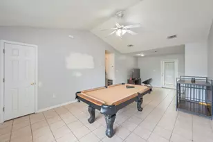 328 Lakeview Dr, Crestview, FL 32536 - Photo 10