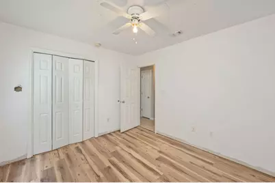 328 Lakeview Drive, Crestview, FL 32536 - Photo 18