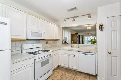 1878 Vineyard Street, Navarre, FL 32566 - Photo 8