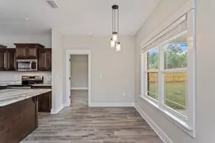 1507 Kais St, Baker, FL 32531 - Photo 8
