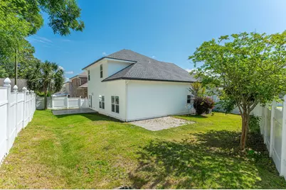 401 Hideaway Lane, Niceville, FL 32578 - Photo 30