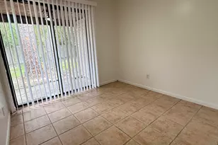 913 Landry St, Mary Esther, FL 32569 - Photo 8