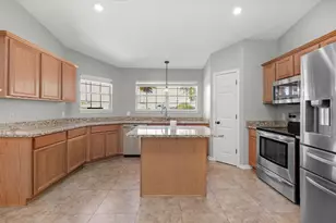 300 Peggy Dr, Crestview, FL 32536 - Photo 4