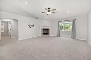 300 Peggy Dr, Crestview, FL 32536 - Photo 14
