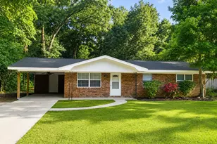 90 Andrews Ave, Defuniak Springs, FL 32433 - Photo 1