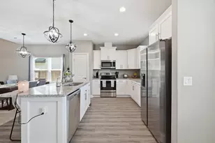 2331 Hadleigh Hills Ct, Navarre, FL 32566 - Photo 12