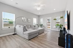 2331 Hadleigh Hills Ct, Navarre, FL 32566 - Photo 16
