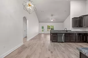 656 Red Fern Rd, Crestview, FL 32536 - Photo 16