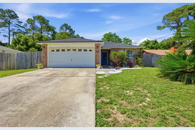5066 Evergreen Drive, Gulf Breeze, FL 32563 - Photo 2