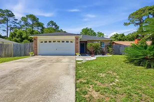 5066 Evergreen Dr, Gulf Breeze, FL 32563 - Photo 2