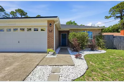 5066 Evergreen Drive, Gulf Breeze, FL 32563 - Photo 2