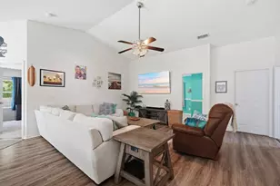 5066 Evergreen Dr, Gulf Breeze, FL 32563 - Photo 10