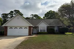 5 Neptune Dr, Mary Esther, FL 32569 - Photo 2