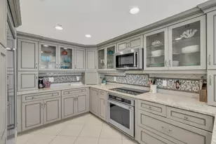 1018 Hwy 98, Destin, FL 32541 - Photo 4