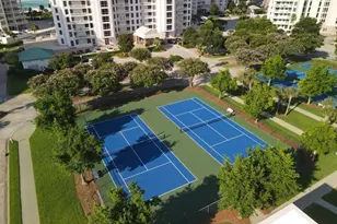 15200 Emerald Coast Pkwy, Destin, FL 32541 - Photo 28
