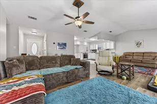 210 Shell Dr, Crestview, FL 32536 - Photo 20
