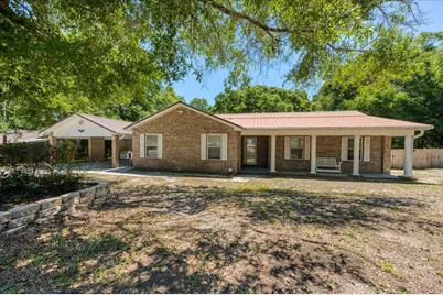 210 Shell Drive, Crestview, FL 32536 - Photo 8