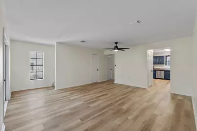 37 12th Street #Z132, Shalimar, FL 32579 - Photo 6