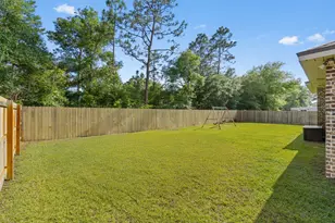 9073 E River Dr, Navarre, FL 32566 - Photo 34