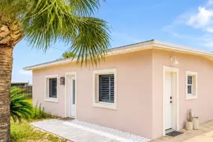 407 Cobia Ave, Fort Walton Beach, FL 32548 - Photo 2