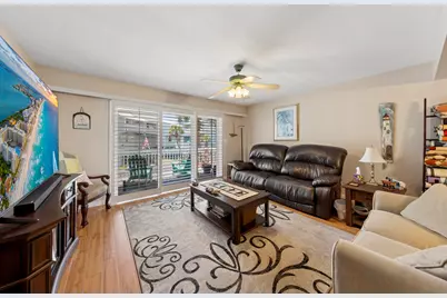 8522 Gulf Boulevard #APT 11, Navarre, FL 32566 - Photo 10