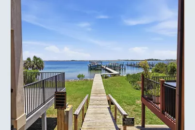 490 Soundview Court, Mary Esther, FL 32569 - Photo 1