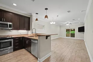 490 Soundview Ct, Mary Esther, FL 32569 - Photo 6