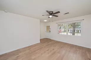 211 20th St, Niceville, FL 32578 - Photo 8