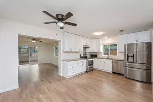 211 20th St, Niceville, FL 32578 - Photo 10