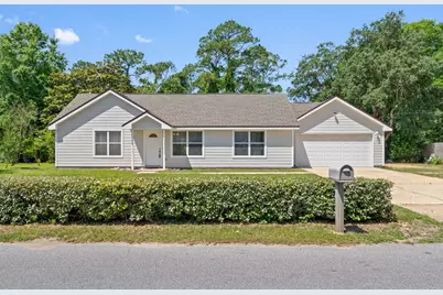 1929 Williams Creek Drive, Navarre, FL 32566 - Photo 1