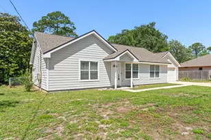 1929 Williams Creek Dr, Navarre, FL 32566 - Photo 4