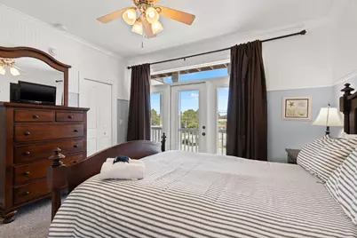 8319 Thomas Drive, Panama City Beach, FL 32408 - Photo 24