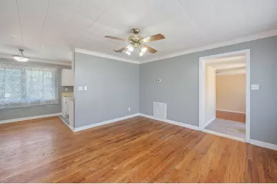 321 Washington Avenue, Valparaiso, FL 32580 - Photo 12