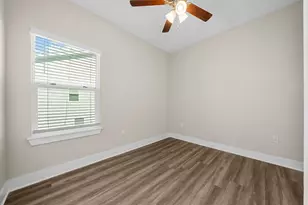 338 Date Palm Ln, Freeport, FL 32439 - Photo 14