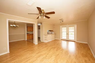 319 NW Briarwood Circle, Fort Walton Beach, FL 32548 - Photo 8