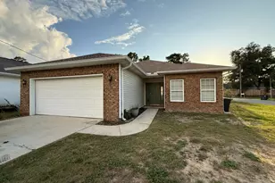 144 Howard St, Niceville, FL 32578 - Photo 1