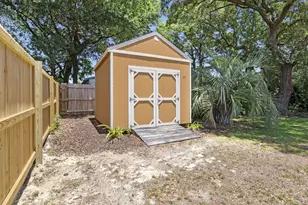 6646 Woodbury Forest Dr, Milton, FL 32583 - Photo 50