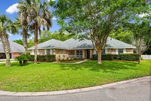 1434 William Faulkner Dr, Niceville, FL 32578 - Photo 2