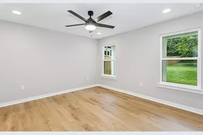 8090 3rd Street, Laurel Hill, FL 32567 - Photo 20