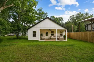 8090 3rd St, Laurel Hill, FL 32567 - Photo 32