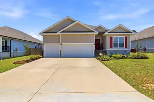 708 Quintana St, Crestview, FL 32539 - Photo 2