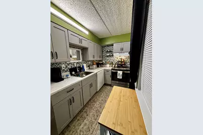 209 W Miracle Strip Parkway #D204, Mary Esther, FL 32569 - Photo 10