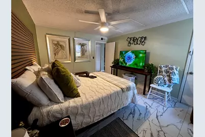 209 W Miracle Strip Parkway #D204, Mary Esther, FL 32569 - Photo 16
