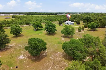585 E Huckaba Road, Defuniak Springs, FL 32435 - Photo 16