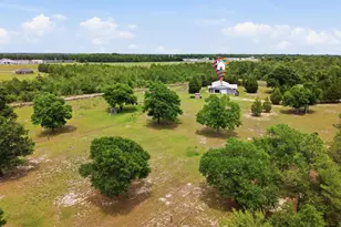585 E Huckaba Rd, Defuniak Springs, FL 32435 - Photo 16