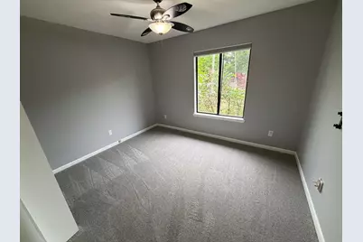 210 Honeysuckle Way, Niceville, FL 32578 - Photo 8