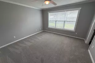 210 Honeysuckle Way, Niceville, FL 32578 - Photo 4